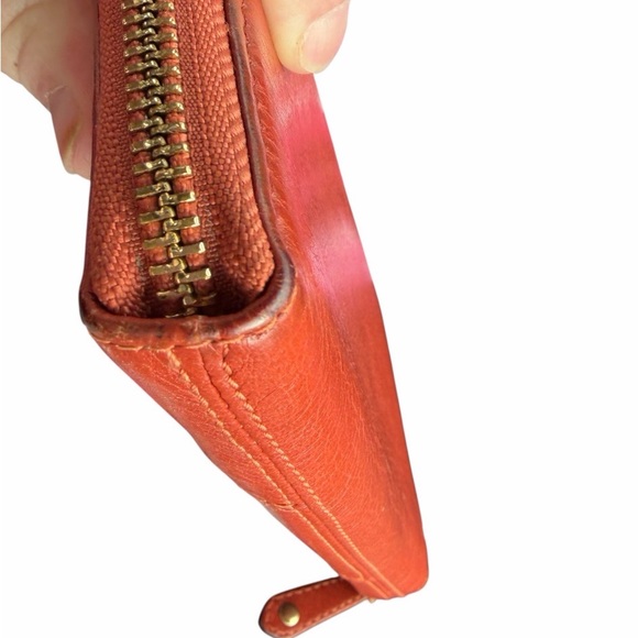 Coach. Orange Leather Wallet - Picture 3 of 7